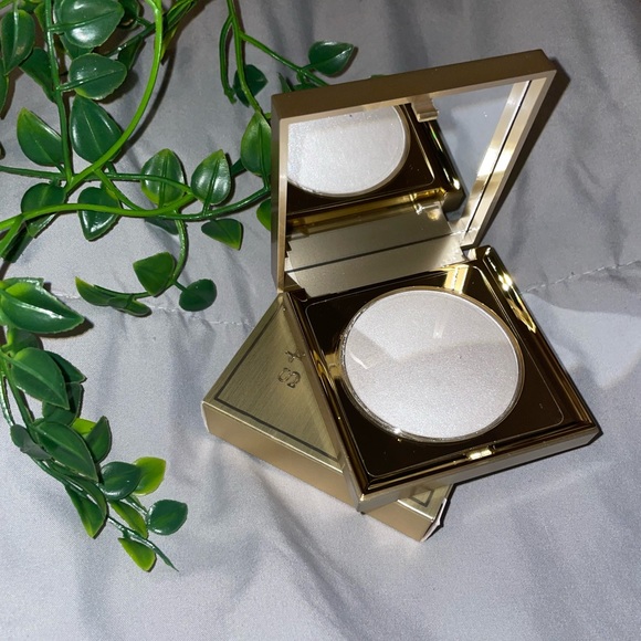 ☁️ Stila Heavens Hue Highlighter ☁️ - Picture 2 of 8